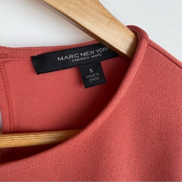 SALE 🛍️ MARC NEW YORK Andrew Marc coral blouse Womens size S - Picture 6 of 8